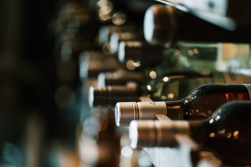 Comment constituer sa première cave à vin ?